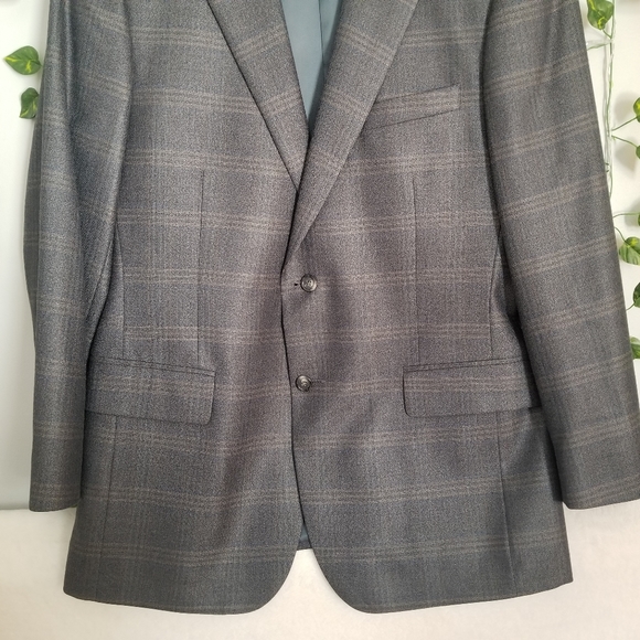 Jos A Bank Signature Collection Wool 43R Windowpane Gray Blue Accent Spo… - Picture 2 of 11